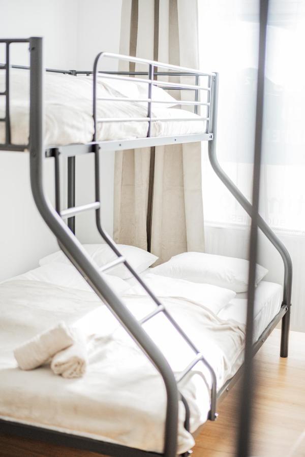 Hostal Modern *